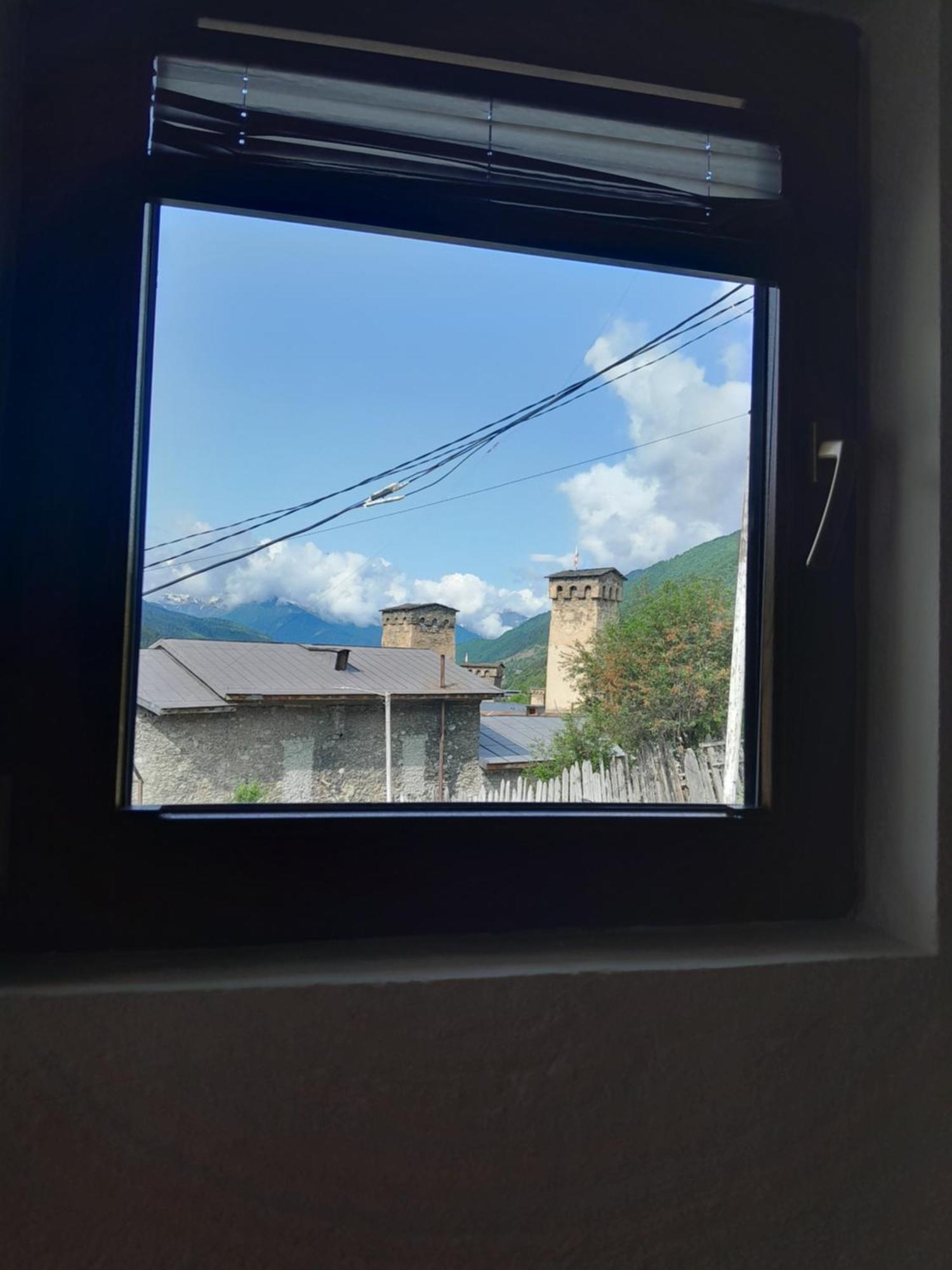 Bapsha Guesthouse Mestia Buitenkant foto